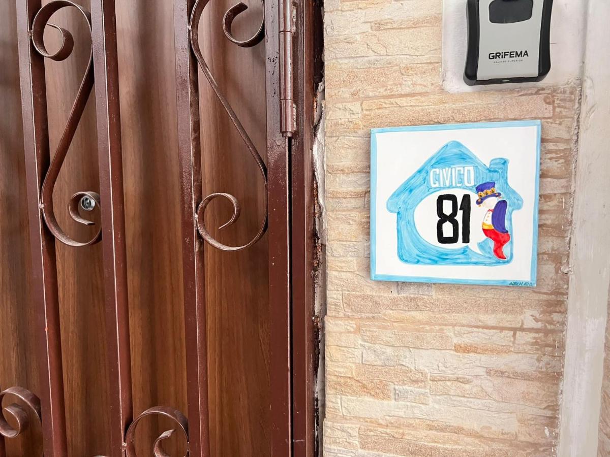 Civico 81 Apartment Naples Luaran gambar