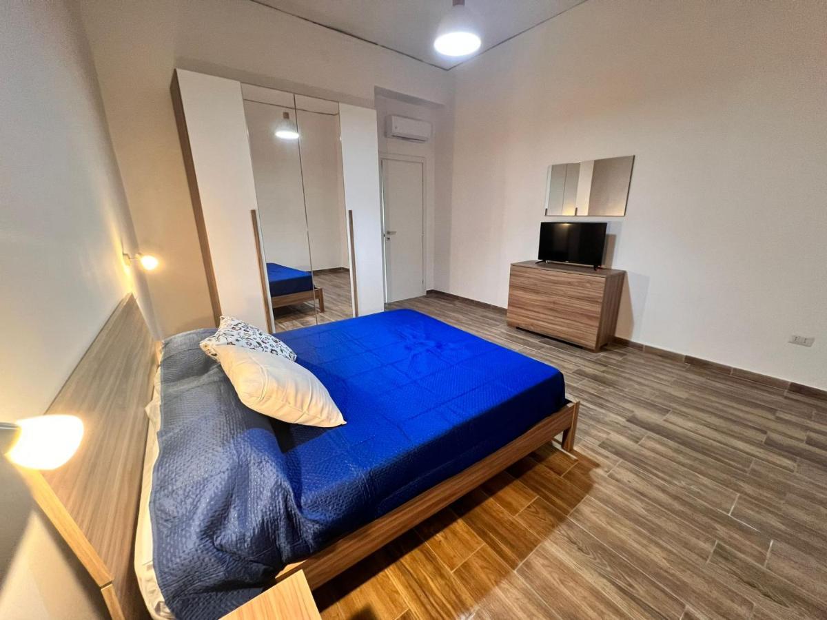 Civico 81 Apartment Naples Luaran gambar